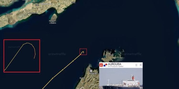 Marina iraniana chiude lo stretto di Hormuz dopo gli attacchi Usa e israeliani a Libano e Iran