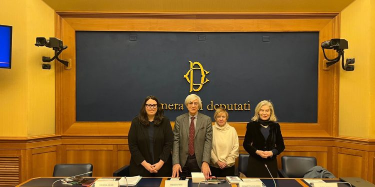 E la chiamano Democrazia…