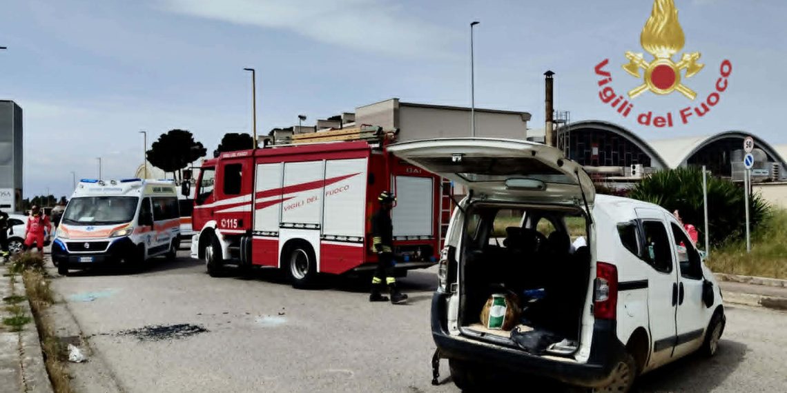 Elmas, scontro tra due auto: due persone in gravi condizioni