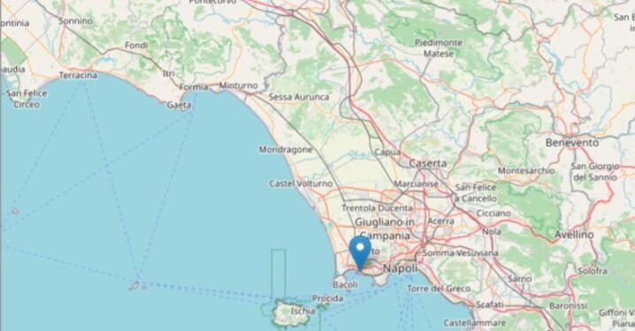 Tremano ancora i Campi Flegrei, scossa di magnitudo 3.3