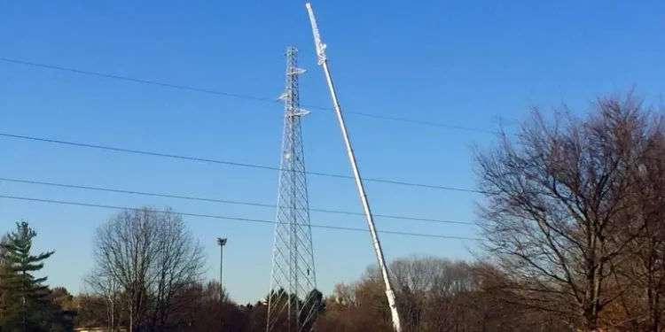 Terna, danneggiato sostegno a linea elettrica in Friuli