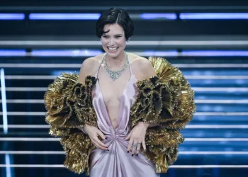 Bianca Balti: “La mia fondazione per il supporto psicologico alle cure oncologiche”