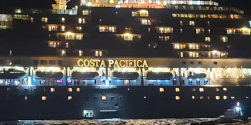 Turista su nave da crociera colto da malore, soccorso da Guardia Costiera