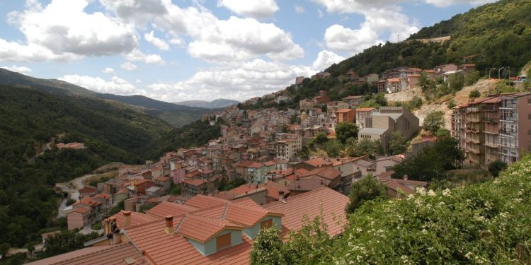 RinnovArea, al via il cantiere di viale Aldo Moro a Desulo