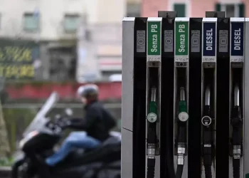 Caro carburanti, si ferma per protesta il mondo del trasporto merci