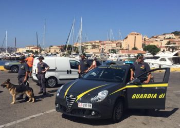 Sbarca dalla nave con mezzo chilo di hascisc, arrestato a Olbia