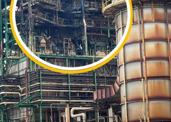 Incendio alla Saras, il comitato attacca: “Verità sulle cause e sull’allarme: non ha suonato”