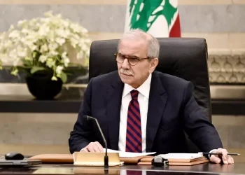 Il premier del Libano denuncia ‘la strage di civili’ in raid Israele