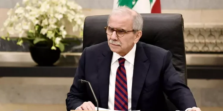 Il premier del Libano denuncia ‘la strage di civili’ in raid Israele