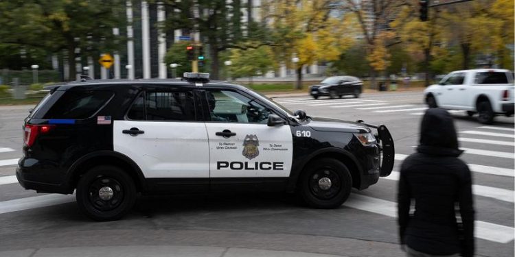 Sparatoria vicino a una scuola in North Carolina: due morti e diversi feriti