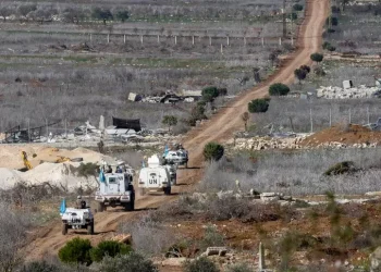 Il regime sanguinario israeliano attacca un mezzo italiano dell’Unifil in Libano, convocato l’ambasciatore