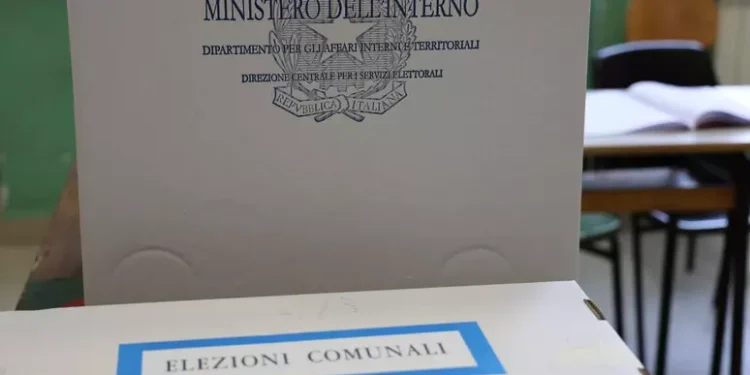 Si vota oggi e domani, oltre 6 milioni di elettori alle urne