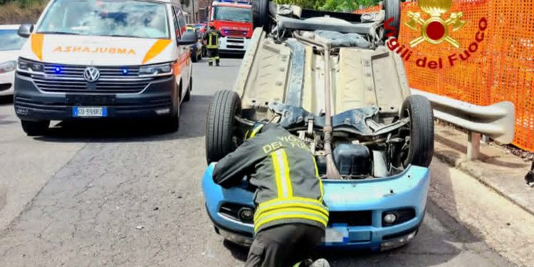Paura a Busachi, due anziani feriti in un incidente stradale