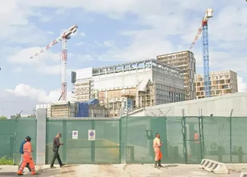 ‘Schiavi’ per costruire il Consolato Usa a Milano, fermato un manager di Cddell