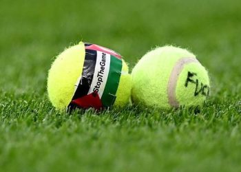 Calcio, protesta contro la sfida tra Irlanda e israele