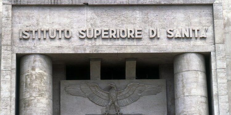 ‘Donare sangue e plasma, il valore dell’informazione’: l’8 giugno seminario all’Istituto Superiore di Sanità