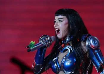 Katy Perry la star dell’estate in Costa Smeralda, live il 12 agosto