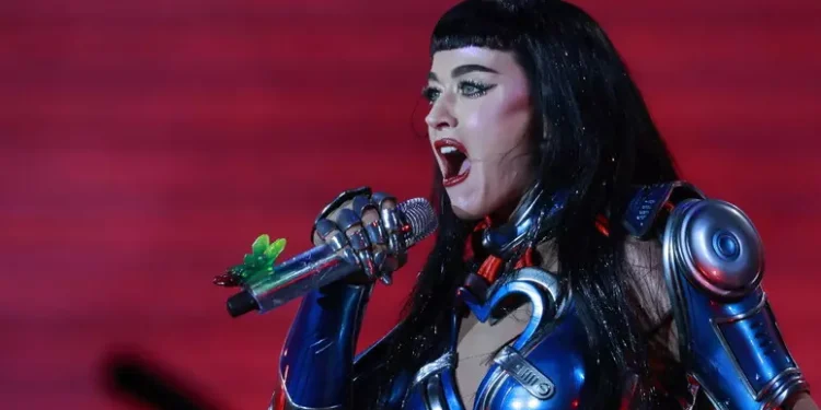 Katy Perry la star dell’estate in Costa Smeralda, live il 12 agosto
