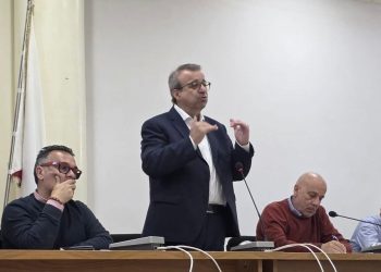 Ceramica Mediterranea, l’assessore Cani incontra i lavoratori a Guspini
