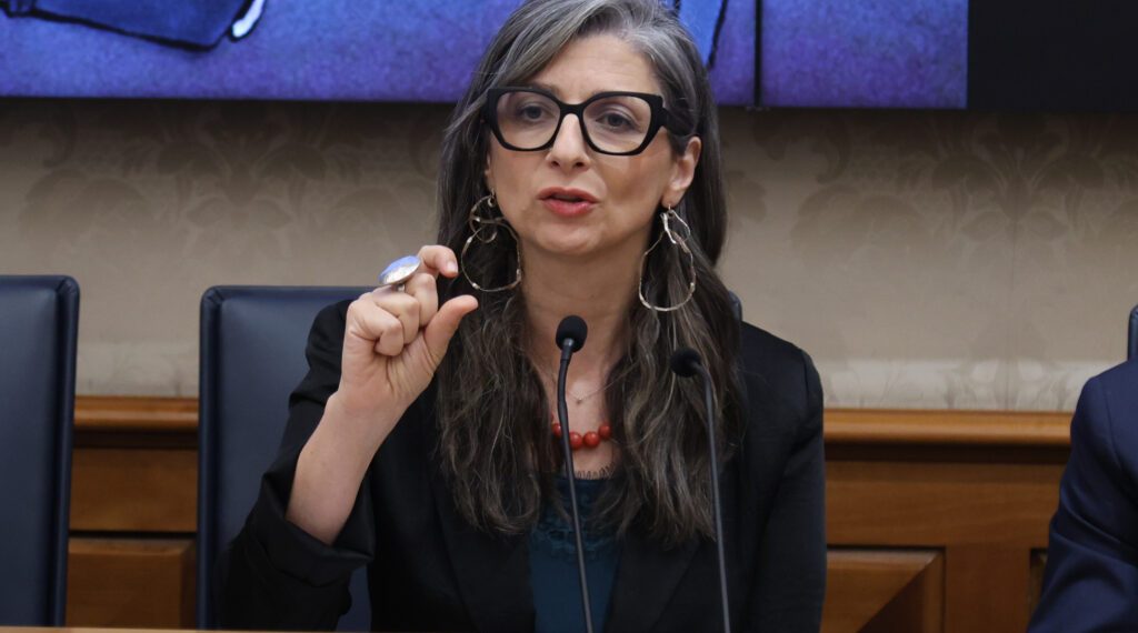 Francesca Albanese: “Dal 7 ottobre 4mila palestinesi desparecidos”: Israele entità genocida
