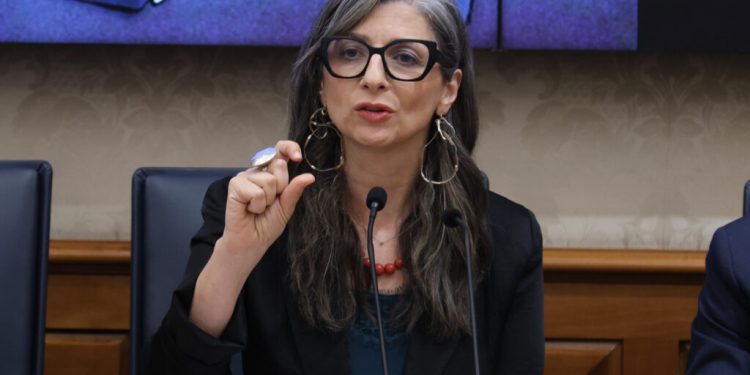 Francesca Albanese: “Dal 7 ottobre 4mila palestinesi desparecidos”: Israele entità genocida