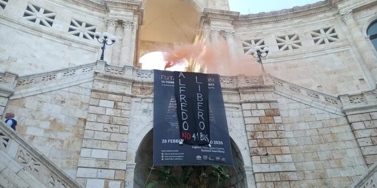 Anarchia, azione politica a Cagliari per Alfredo Cospito
