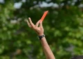 Arbitro sedicenne aggredito nel Sassarese dopo un cartellino rosso