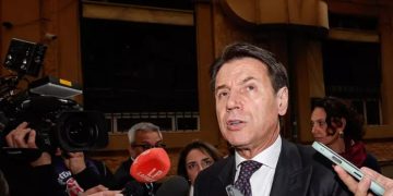 Conte, ‘Ue afona su conflitto russo-ucraino. Serve svolta negoziale’