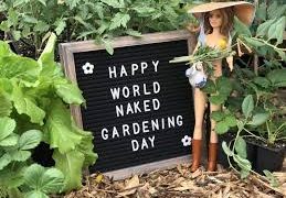 World Naked Gardening Day: giardinaggio senza inibizioni