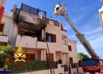Li Punti, abitazione in fiamme: salvato il cane