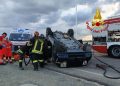 Scontro tra due auto al Poetto di Quartu: persona estratta dalle lamiere