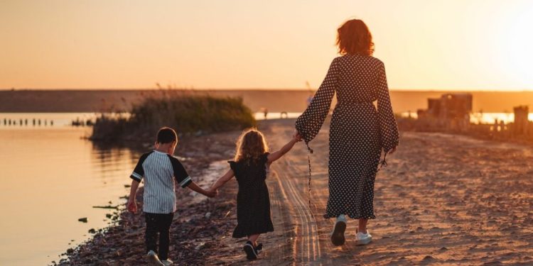 In Italia lavora solo il 58% delle madri con figli piccoli