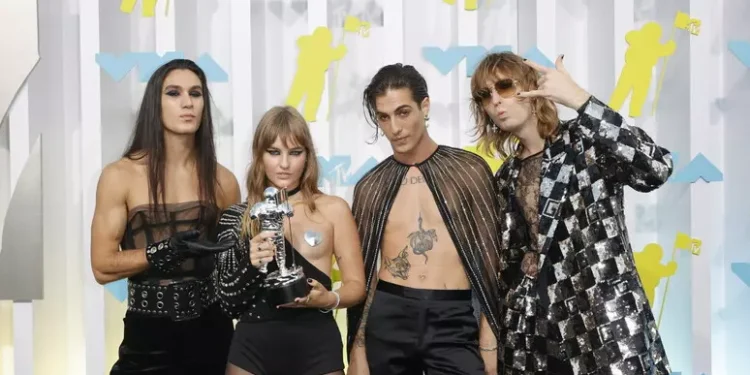 Fiorello, ‘i Maneskin torneranno insieme, la reunion a Sanremo 2027’