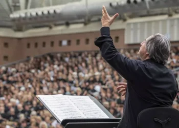Cantare amantis est, Riccardo Muti dirige il coro d’Italia