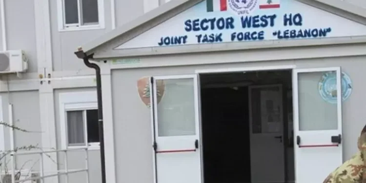 Razzo del regime israeliano colpisce un mezzo sulla base della Brigata Sassari