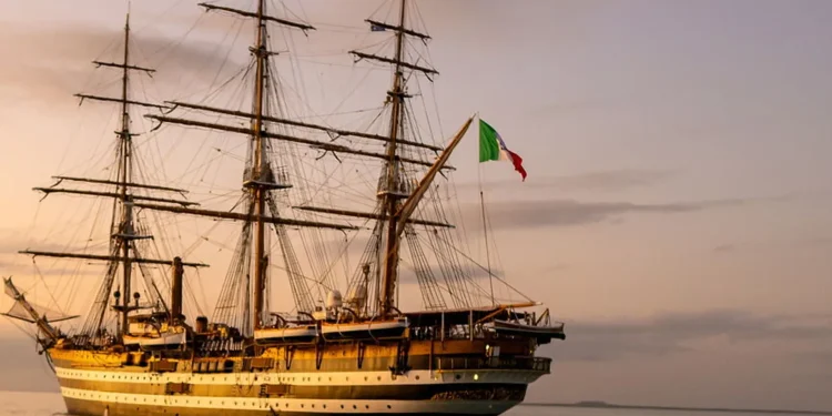 La nave Amerigo Vespucci torna in Sardegna: ecco quando