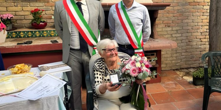Cagliari, compleanno numero 100 per Antonietta Camba