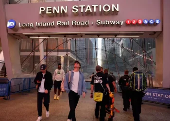 Sei persone accoltellate alla Penn Station di New York