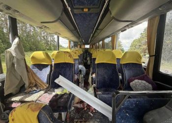 Drone contro un autobus con bambini bielorussi nella regione di Bryansk: un morto e diversi feriti