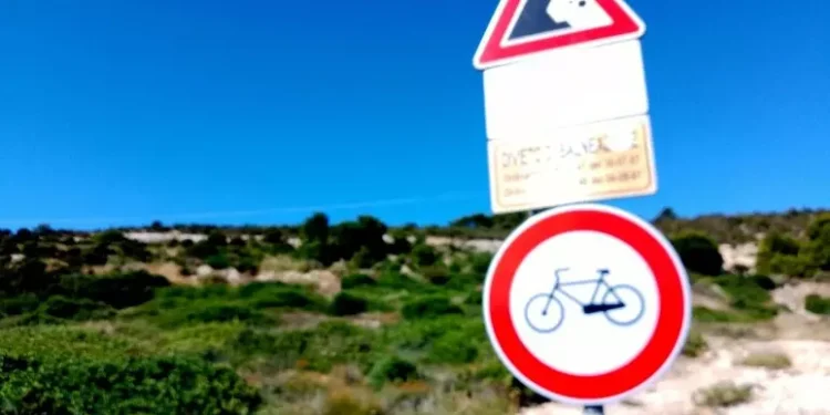 Arrivano i cartelli di divieto per le mountain bike sulla Sella del Diavolo