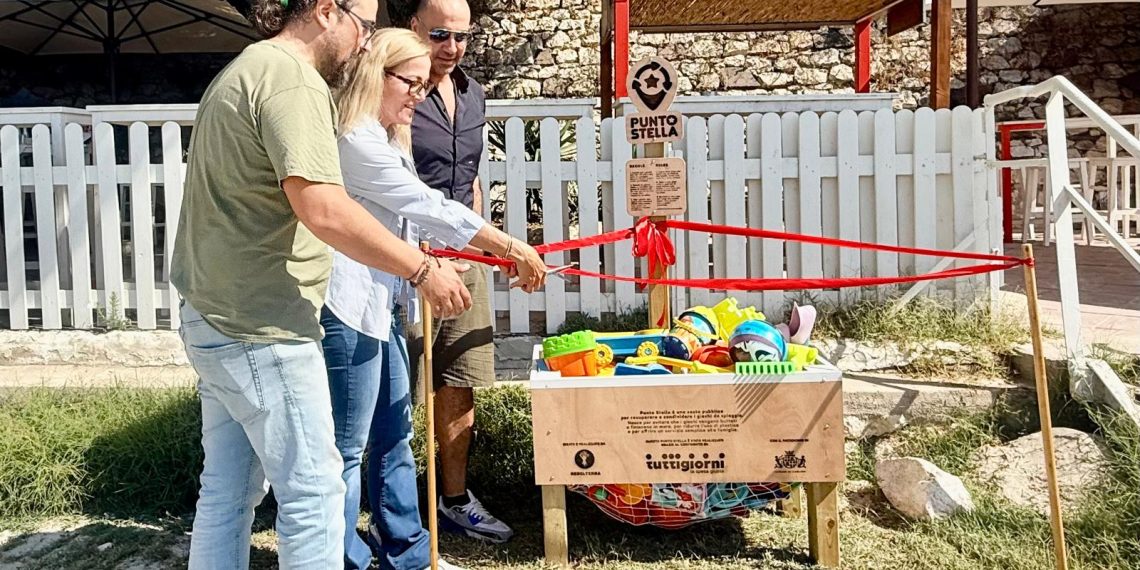 Punto Stella, arrivano a Cagliari le ceste pubbliche per la condivisione dei giochi da spiaggia
