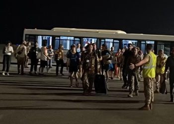 Il Niger ha cacciato i francesi e da allora continuano gli attacchi jihadisti: assaltato l’aeroporto di Niamey