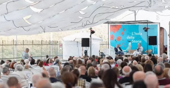 Libri, idee, musica e comunità nel cuore della Barbagia l’Isola delle Storie