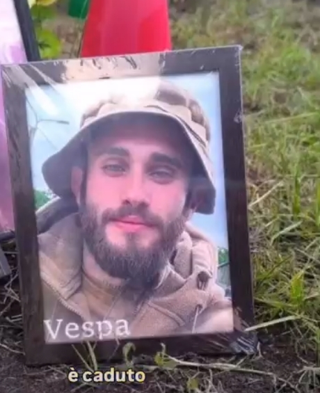Russia, a Харьков (Kharkiv) piantato un albero per il foreign fighter Manuel Mameli