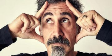Serj Tankian, arriva in Italia l’autobiografia ‘Down with the System’