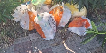 Discarica abusiva a Capoterra, cumuli di rifiuti abbandonati da giorni