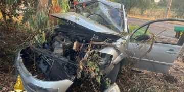 Sassari, esce di strada con l’auto: un uomo ferito gravemente