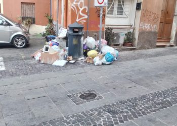 Discarica in pieno centro a Cagliari