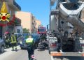 Scontro tra moto, auto e betoniera ad Alghero: tre feriti