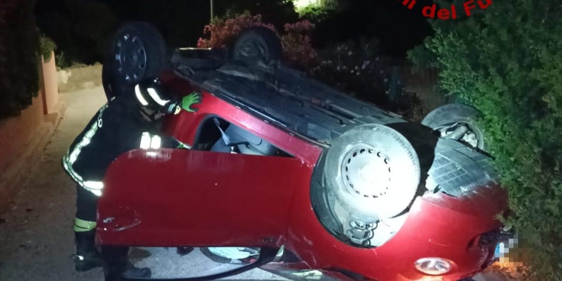 Esce di strada e si ribalta: un ferito a Santa Teresa di Gallura